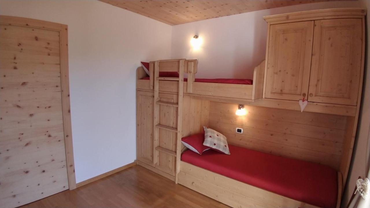 Ferienwohnung Casa Micei Teser im Fleimtal Exterior foto